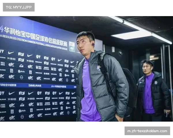 武汉三镇方镜淇致命失误 门将状态成防线隐患 武汉三镇方镜淇致命失误 门将状态成防线隐患